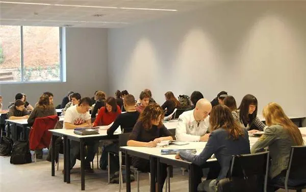 Apartamento Àgora BCN. Residencia Universitaria Internacional Barcelona
